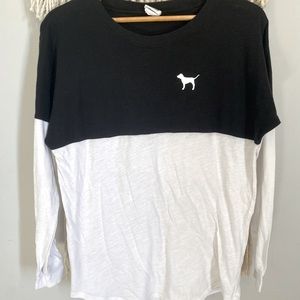 💥FLASH SALE💥 Victoria’s Secret Pink Long sleeve